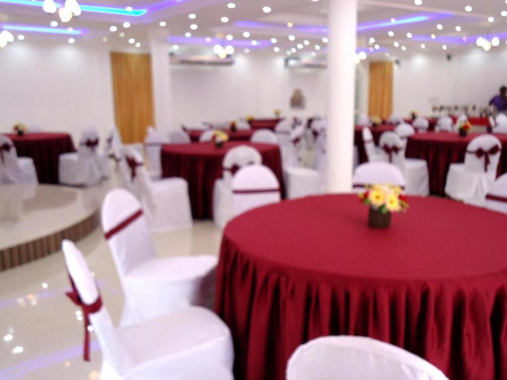 Hotel Glee Trincomalee Dış mekan fotoğraf