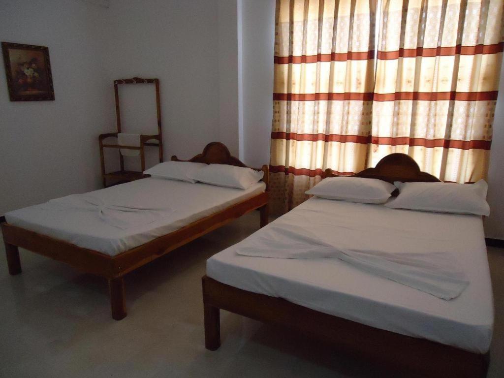 Hotel Glee Trincomalee Dış mekan fotoğraf