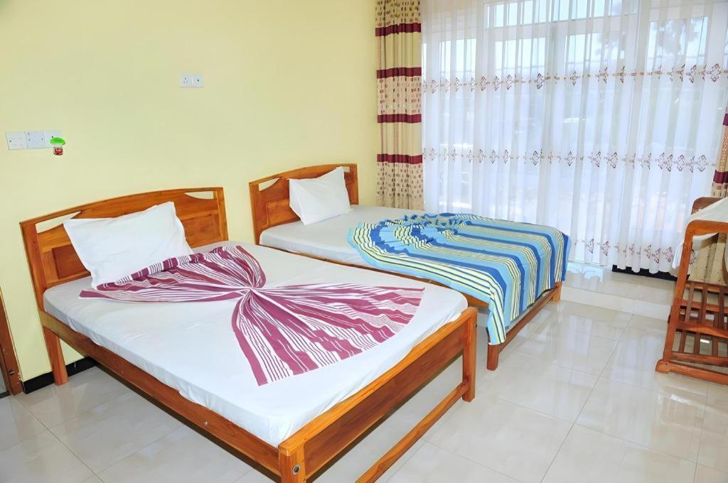 Hotel Glee Trincomalee Dış mekan fotoğraf