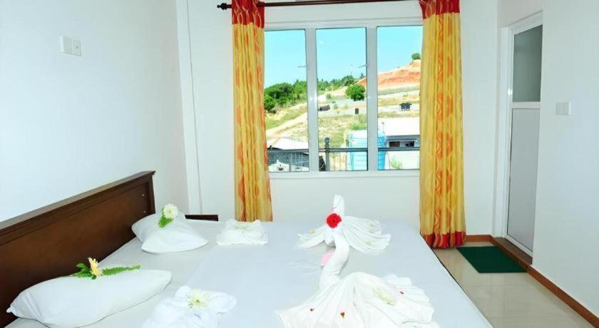 Hotel Glee Trincomalee Dış mekan fotoğraf