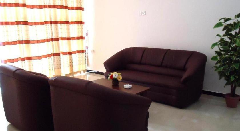 Hotel Glee Trincomalee Dış mekan fotoğraf