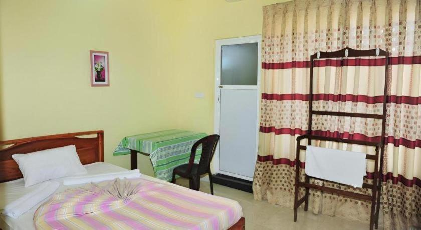 Hotel Glee Trincomalee Dış mekan fotoğraf