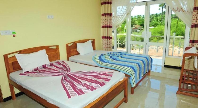 Hotel Glee Trincomalee Dış mekan fotoğraf