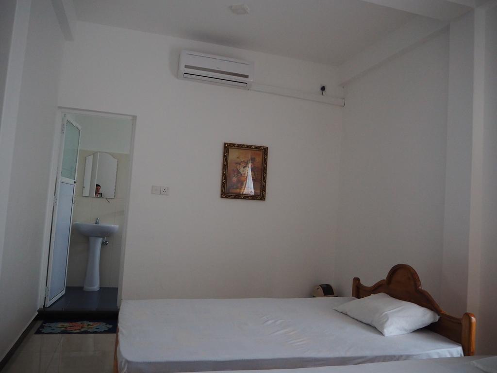 Hotel Glee Trincomalee Dış mekan fotoğraf