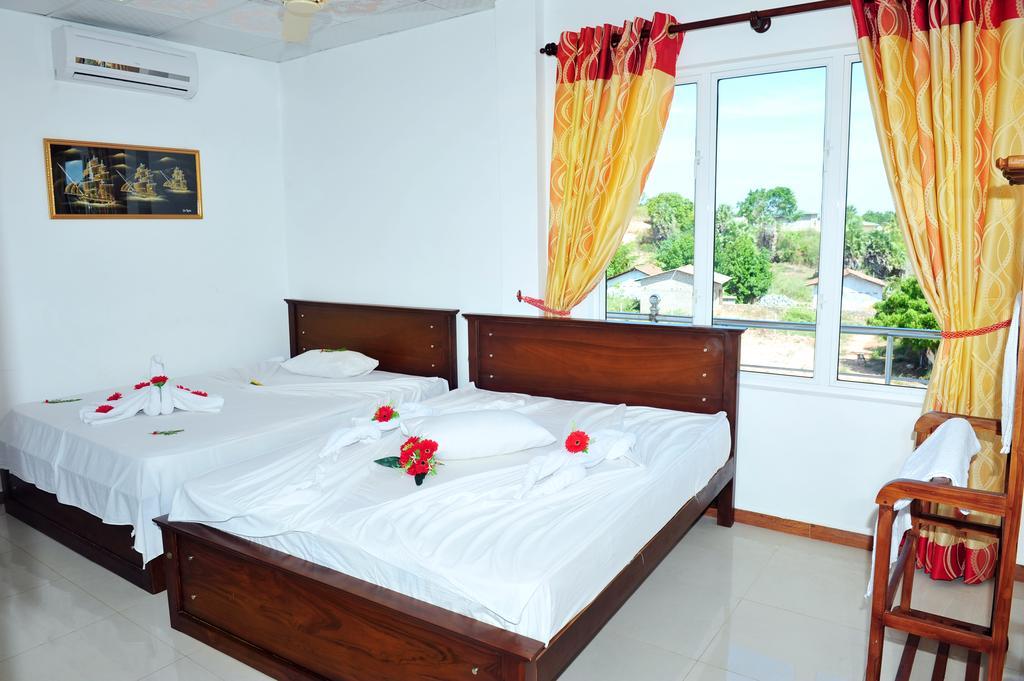 Hotel Glee Trincomalee Dış mekan fotoğraf