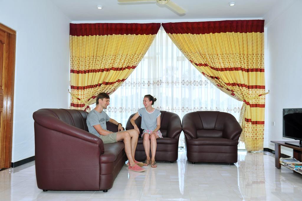 Hotel Glee Trincomalee Dış mekan fotoğraf